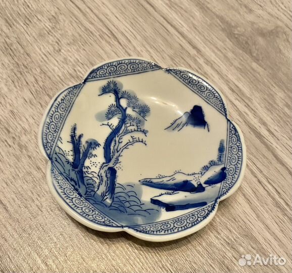 Блюдце керамическое Япония