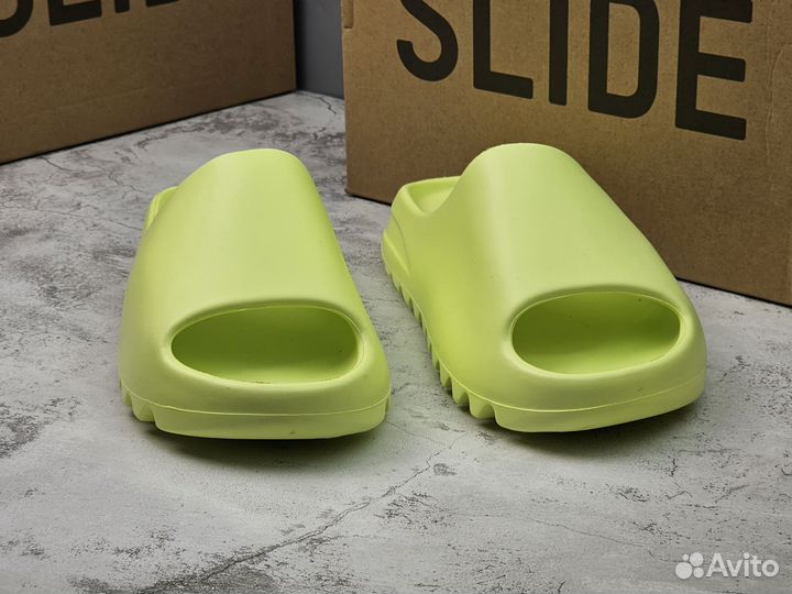 Тапки Adidas Yeezy Slide 