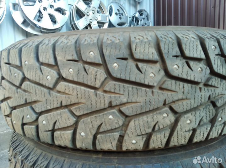 Yokohama Ice Guard Stud IG55 195/65 R15