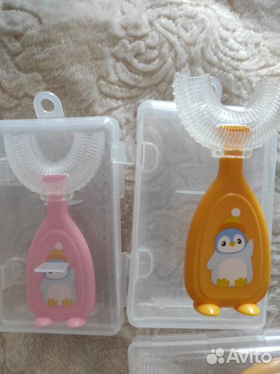 Силиконовая детская зубная щётка до 4-ех лет