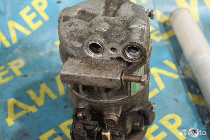 Компрессор кондиционера Mercedes-Benz W202