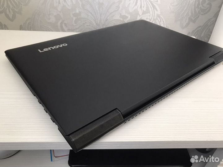 Игровой Lenovo ideapad 700-15isk