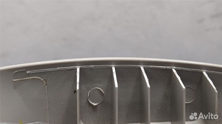 Обшивка центральной стойки Chrysler Pacifica, 2017