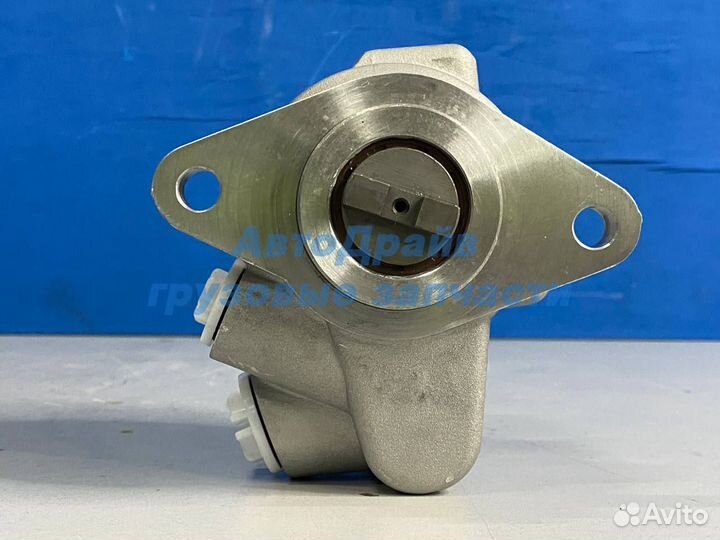 Насос гур Ивеко Стралис Траккер