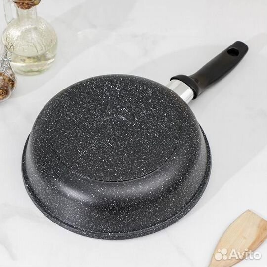 Сковорода Доляна «Элит», d22 см, антипригарное пок