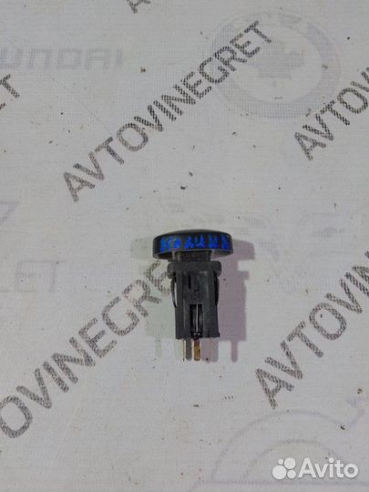 Кнопка обогрева стекла задняя Лада Калина 1