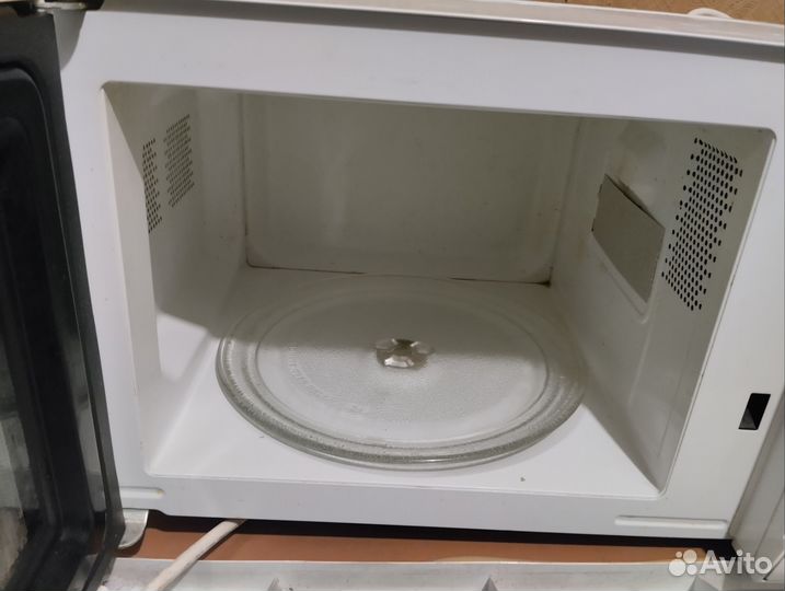 Микроволновая печь supra
