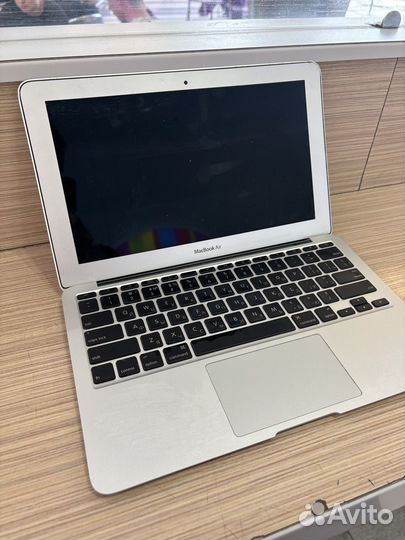 Apple MacBook Air 11 2010