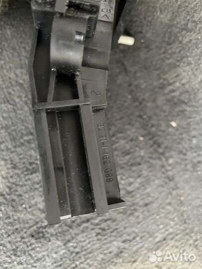 Крепление подрулевых переключателей BMW E36