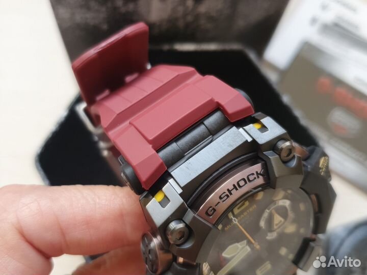 Часы Casio G-Shock GWG-B1000-1A4