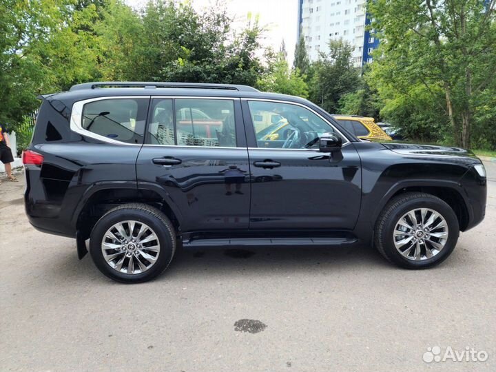 Toyota Land Cruiser, 2023