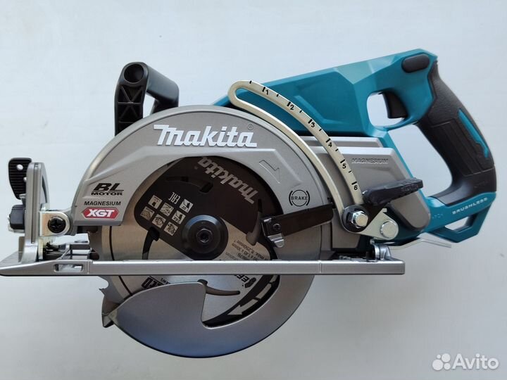 Makita rs001gz