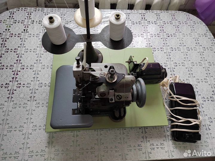 Оверлок промышленный