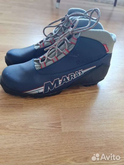 Лыжные ботинки marax