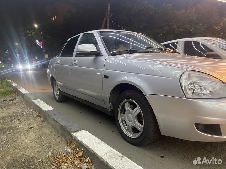 LADA Priora 1.6 МТ, 2010, 200 000 км