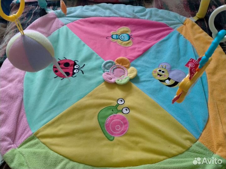 Развивающие игрушки для малышей пакетом