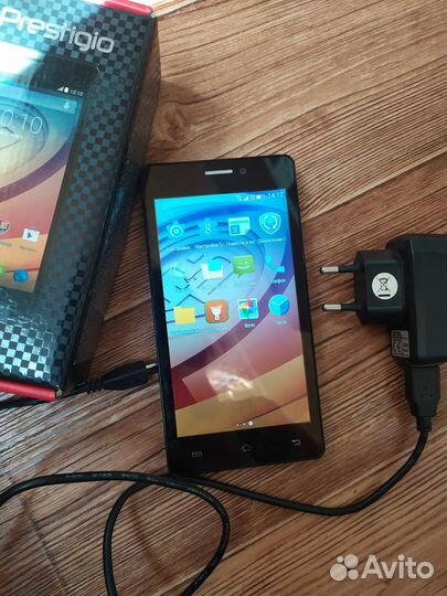 Телефон б/у prestigio wize e3