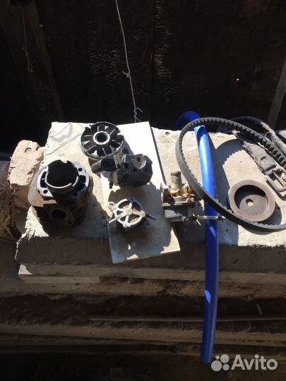 Продаю запчасти 2т скутер