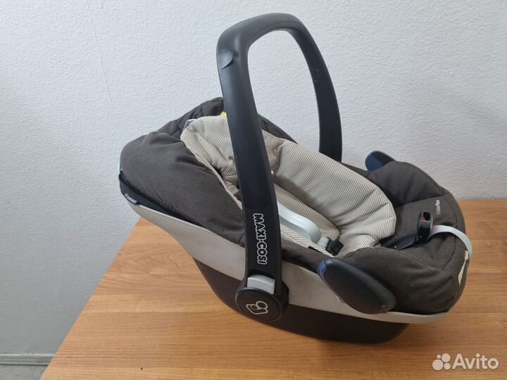 Детское автокресло Maxi Cosi pebble plus