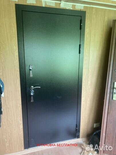 Дверь входная с зеркалом с бесплатной установкой