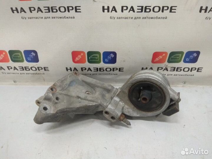 Подушка двигателя Mitsubishi Pajero 6G72