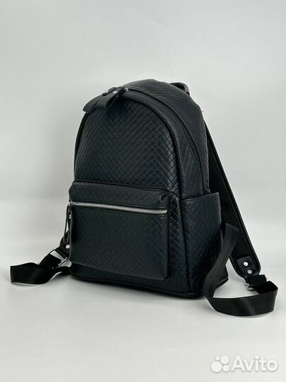 Рюкзак женский кожаный,черный,новый