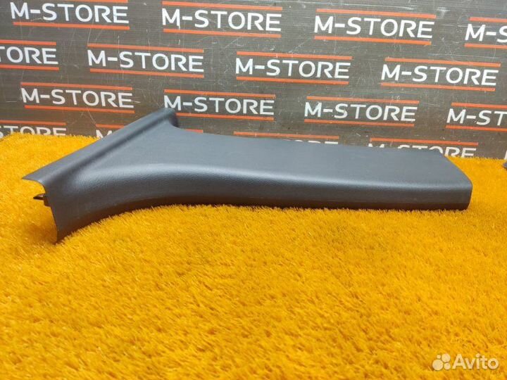 Обшивка стойки левая Audi A6 C6/4F BDW 2008