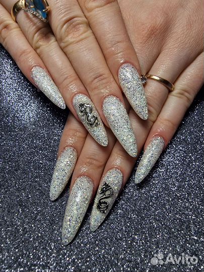 Наращивание ногтей