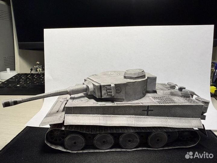 Модель танка Тигр из бумаги