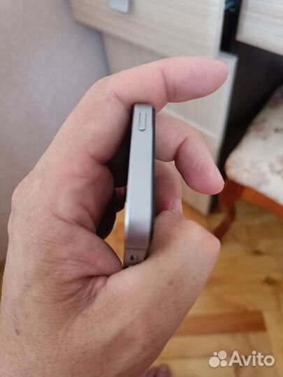 Телефон iPhone 5s