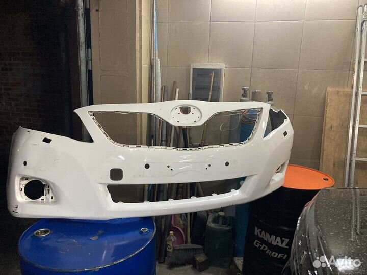 Бампер на toyota camry 40