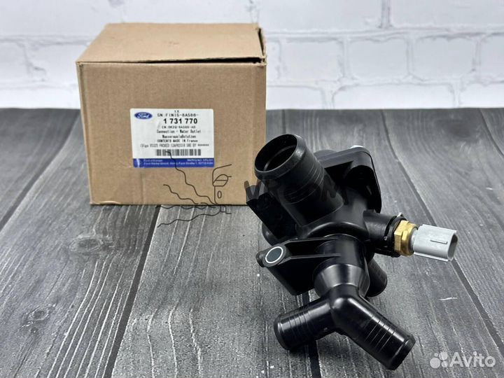 Корпус термостата Ford Citroen Peugeot Fiat