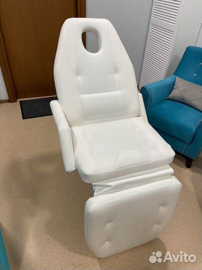 Косметологическая кушетка