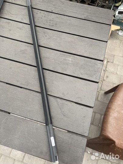 Молдинг стекла задний левый opel astra j