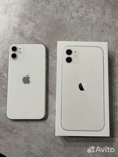 iPhone 11, 64 ГБ