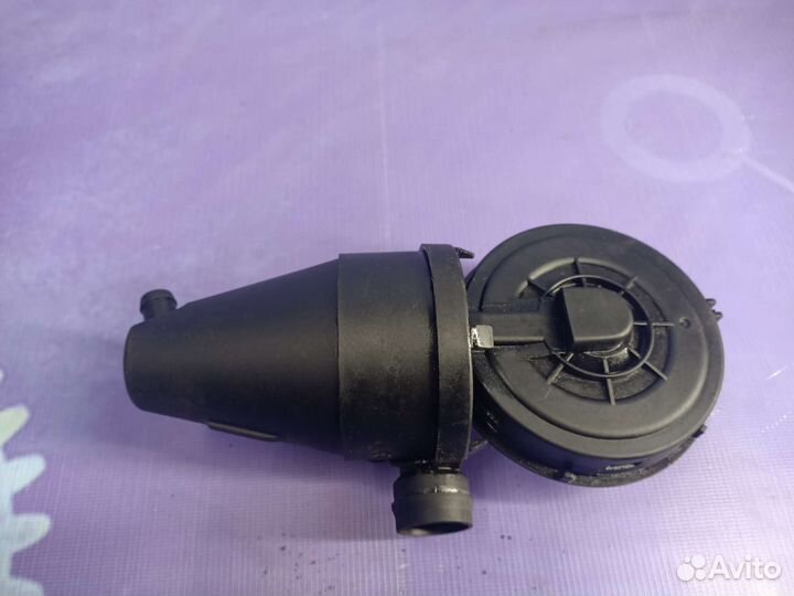 Клапан вентиляции картерных газов Bmw E39. M52