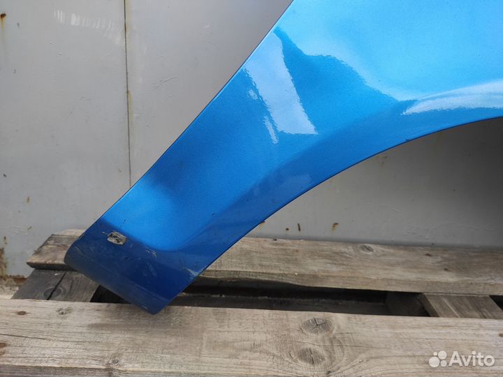 Крыло переднее правое на Opel Corsa D