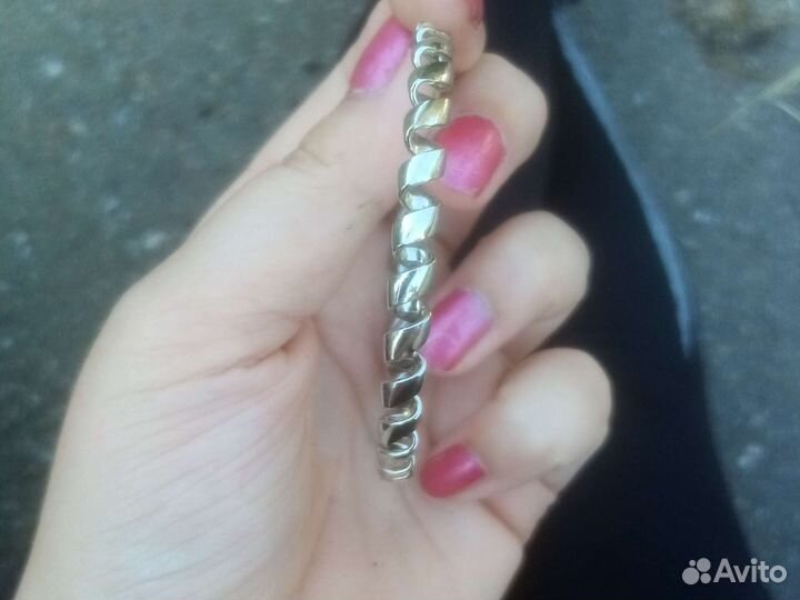 Серебряная серьга