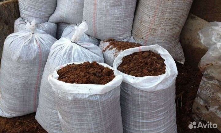Конский навоз лежалый и свежий