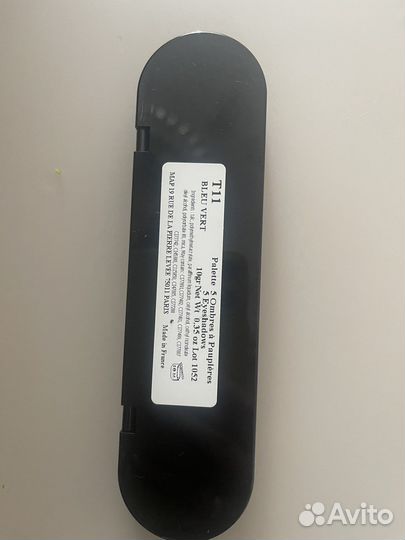 Тени для век