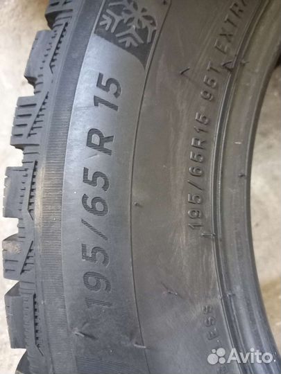 Michelin X-Ice North 4 195/65 R15