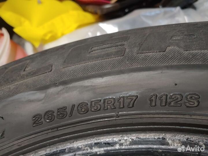 Bridgestone Desert Dueler 265/65 R17