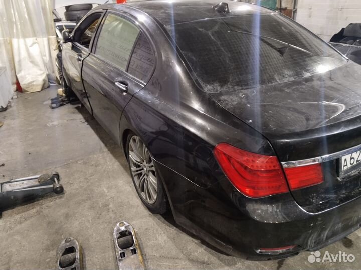 1 В наличие запчасти на BMW 750Li xdrive