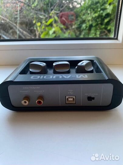 Звуковая карта m audio fast track