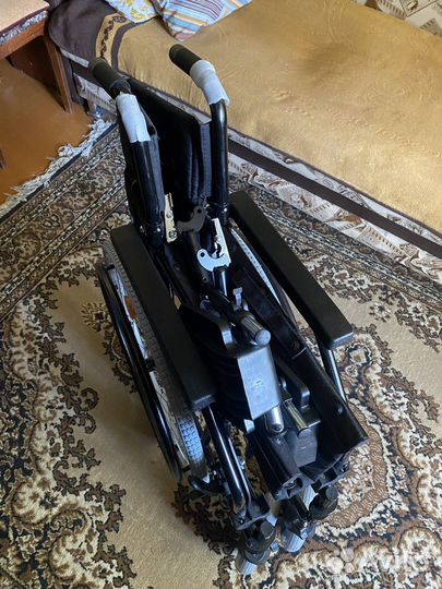 Коляска инвалидная