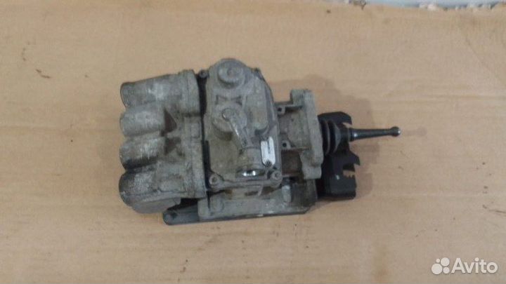 Тормозной кран Man Tgl