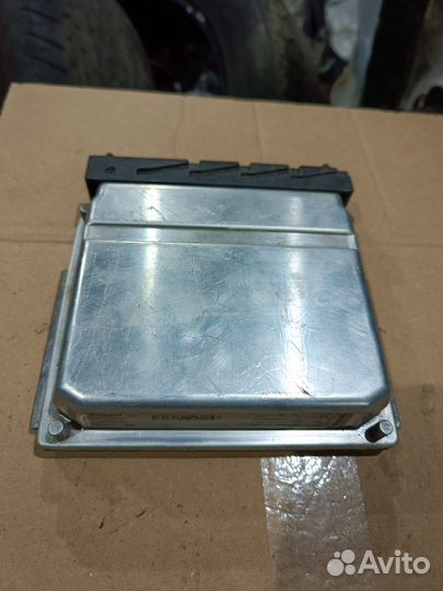 Блок управления двигателем Volvo s60,s80,xc70,xc90