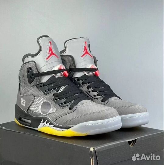 Air Jordan 5 x Off-White Muslin Grey