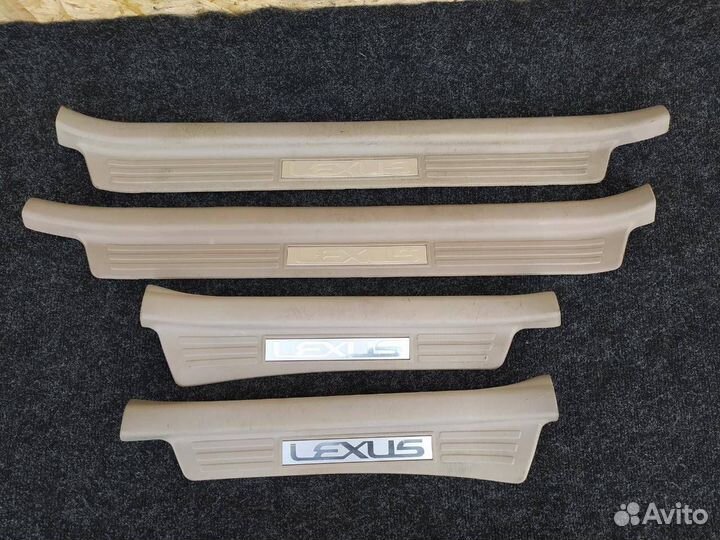 Накладка порога внутр. Lexus LX470 ivory