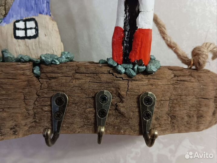 Ключница из дрифтвуда интерьерная